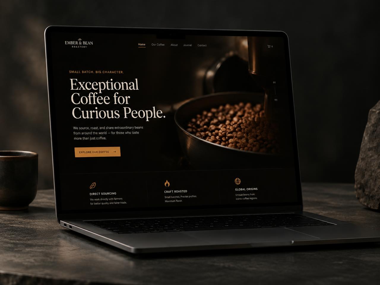 Konzeptprojekt: Webseiten-Mockup für eine Kaffeerösterei auf einem Laptop